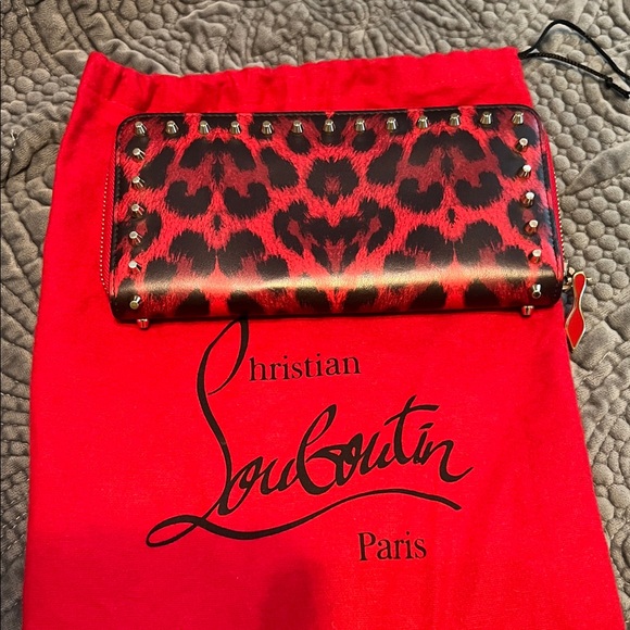 Christian Louboutin Handbags - FLASH SALE🔥🔥LIKE NEW CHRISTIAN LOUBOUTIN RED LEPORD WALLET💗💗💗PRICED TO SELL🔥🔥